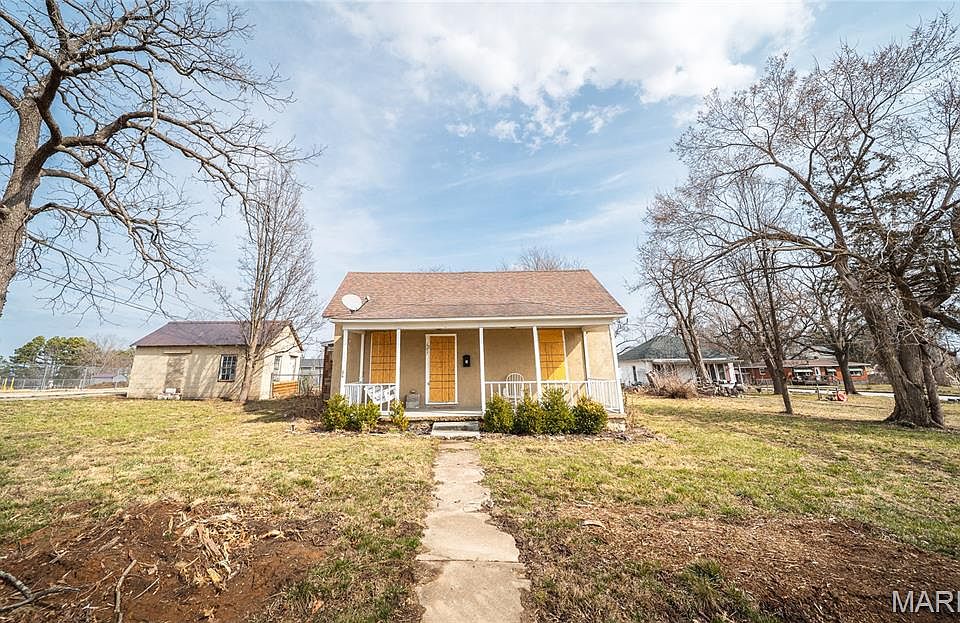 1st image of 687 Salem Ave