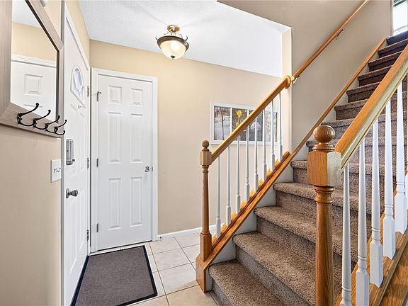 4th image of 59 Reagan Way