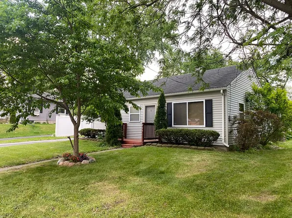 225 E Joliet St, Schererville, IN 46375