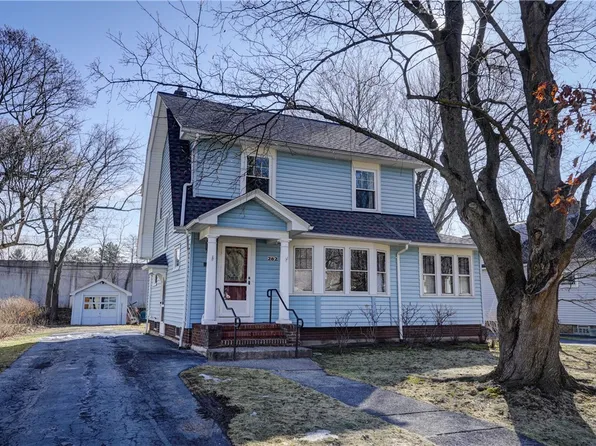 282 Meadow Dr, Rochester, NY 14618