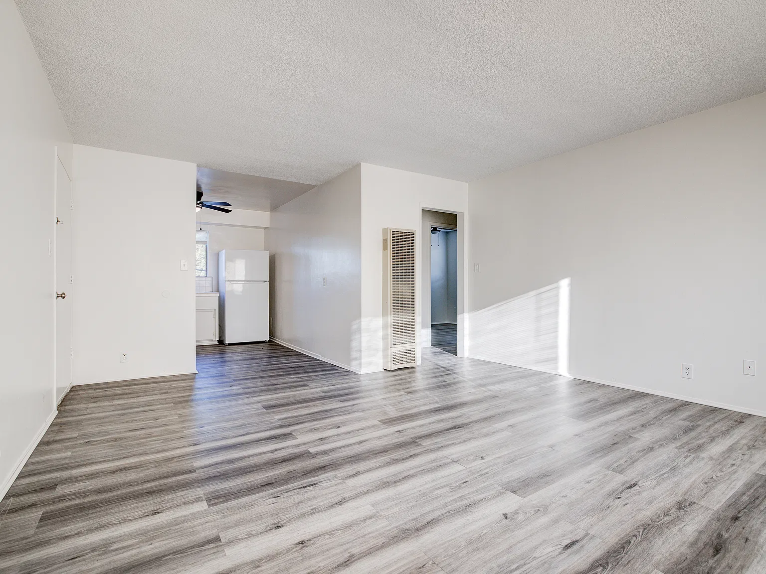 2 bed, $2,350 — Photo 1