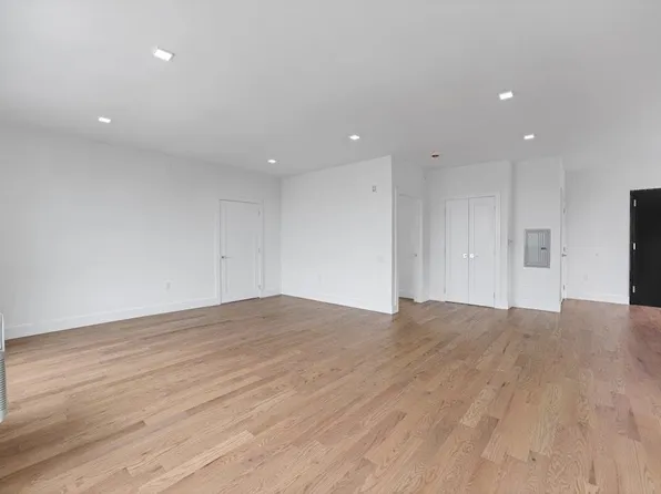 8404 4th Avenue image 13 of 24