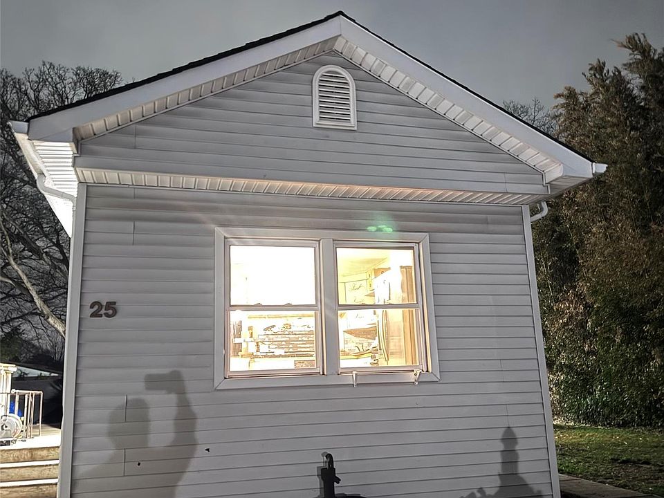 1st image of 25 Buttercup Drive