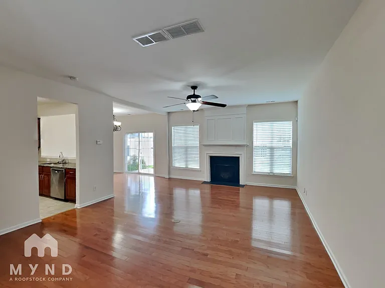 10019 Garrison Watch Ave — Photo 3