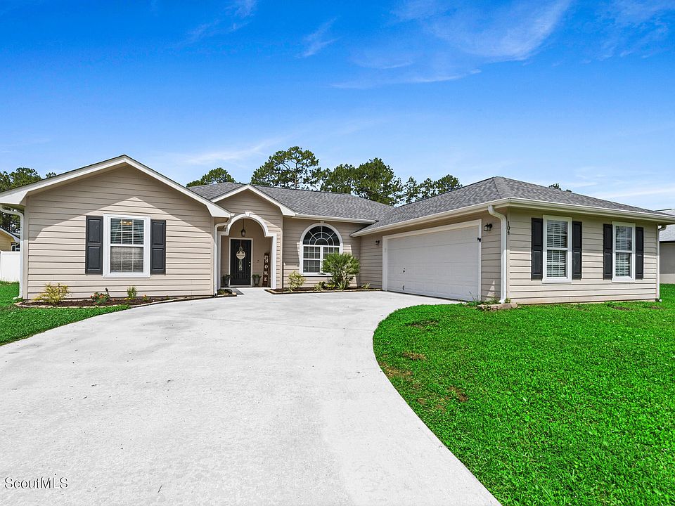 1st image of 104 Camellia Dr