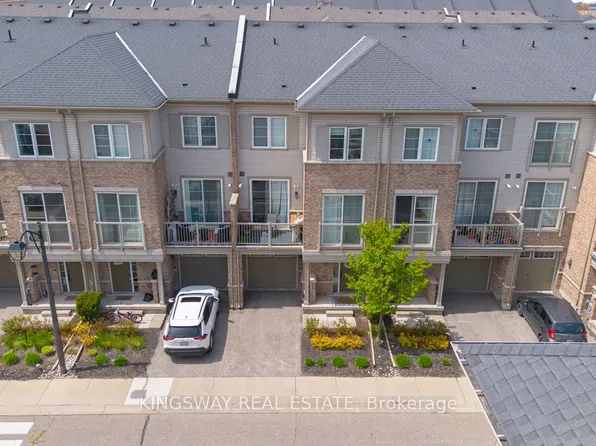 165 Hampshire Way #95, Milton, ON L9T 8M7