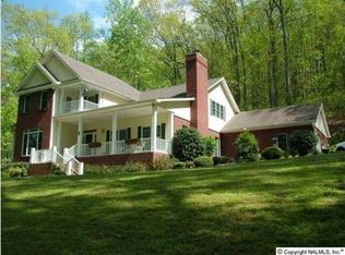 3697 Wyeth Dr, Guntersville, AL 35976