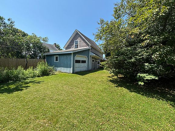 4th image of 53 Washington Ave