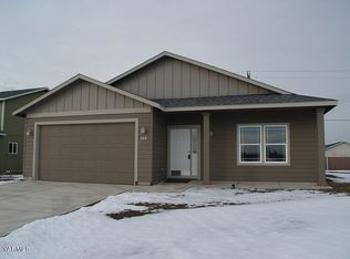 112 S Zeus St #LN6006, Moxee, WA 98936