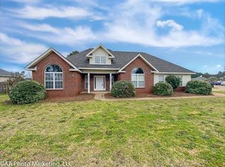 127 Ellicott Dr, Warner Robins, GA 31088