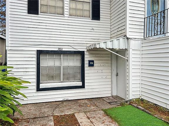 2nd image of 3811 Johnson St