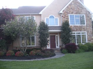 5 Devonshire Ln, Malvern, PA 19355