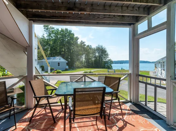 7 Wave Crest Dr #A, Boothbay, ME 04537