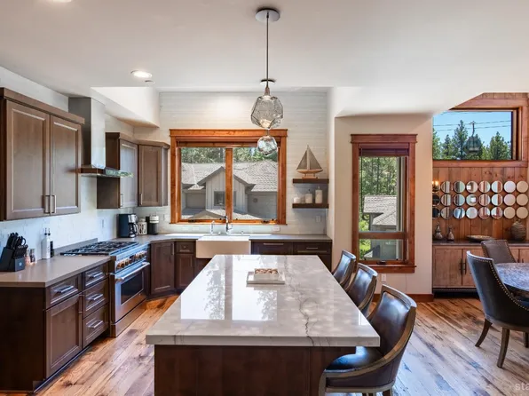 30 Lake Pkwy #20, South Lake Tahoe, CA 96150