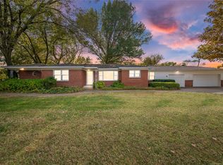 11354 E Independence St, Tulsa, OK 74116
