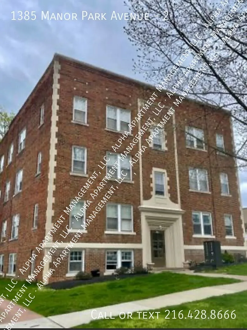convenient one bedroom apartment in Lakewood — Photo 1