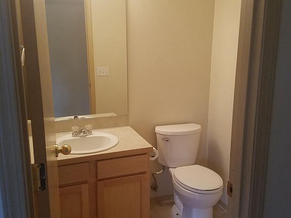 5th image of 3521 K St SE #A
