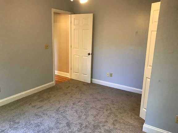 4th image of 540 Wood Haven Ct