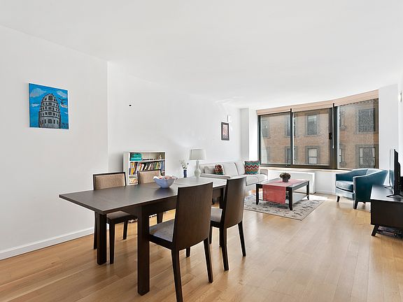 3rd image of 155 W 70th St APT 7B