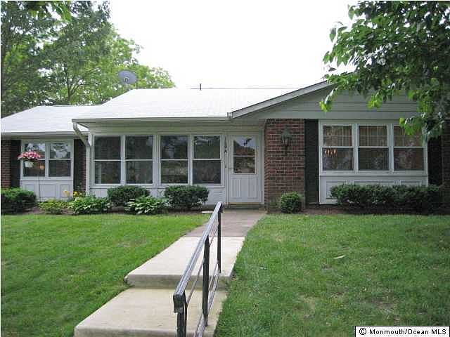 2nd image of 1159 Argyll Circle #A