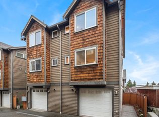 757 N 95th St #B, Seattle, WA 98103