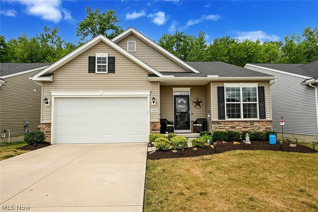 6528 Amber Way photo 1