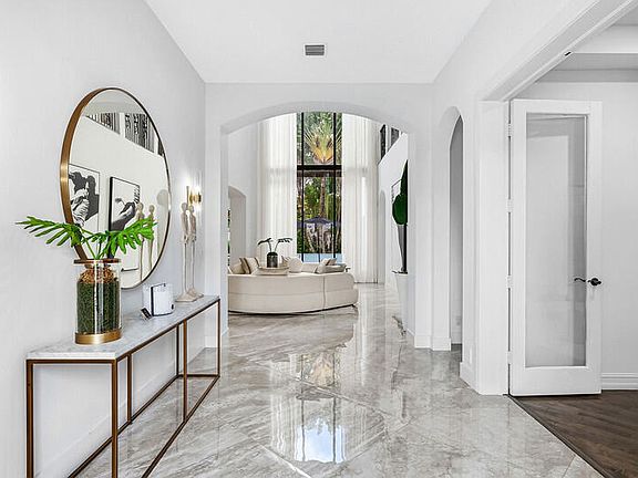 4th image of 17798 Cadena Drive