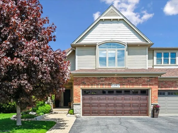 14 Woodsmere Dr, Kitchener, ON N2P 2X1