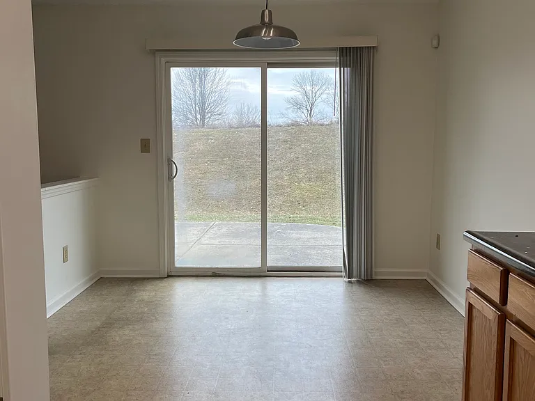 6540 Amherst Way — Photo 17