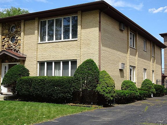 2nd image of 10319 Parkside Ave
