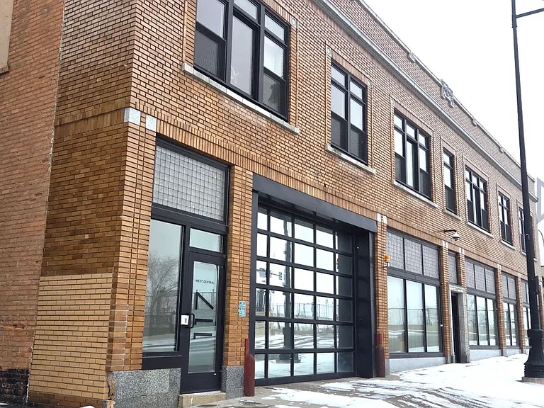117 W Central Ave — Photo 1