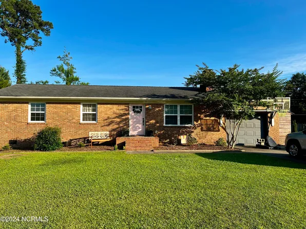 218 Dogwood Street, Havelock, NC 28532