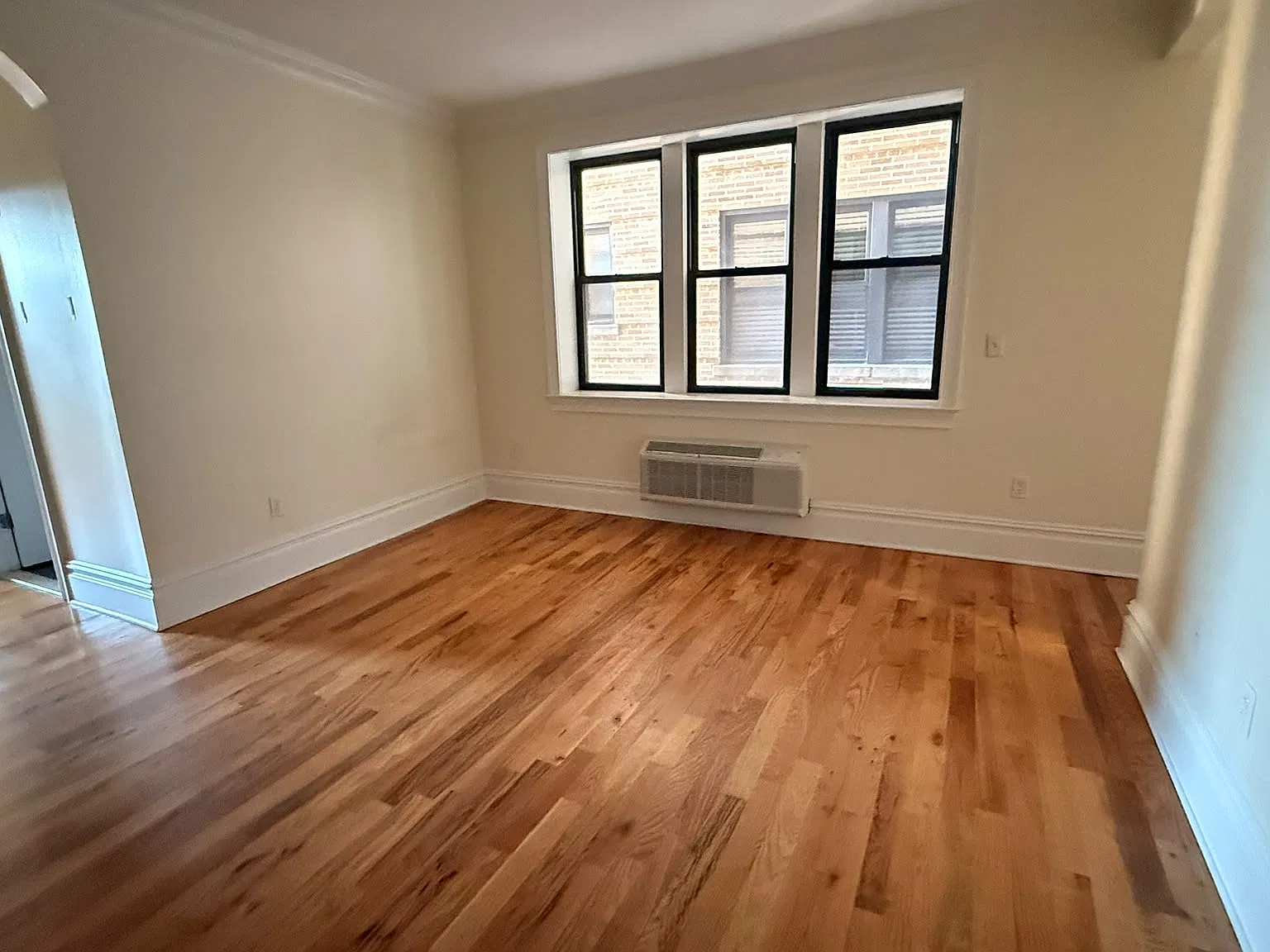 9201 John F Kennedy Blvd — Photo 2