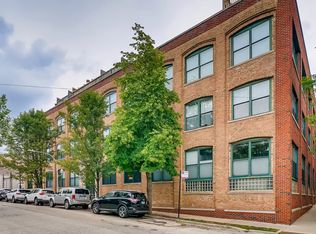 3201 N Ravenswood Ave APT 104, Chicago, IL 60657