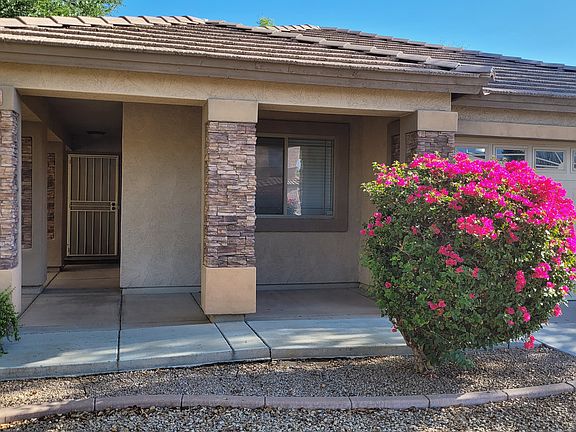 Attractive curb appeal and welcoming entryway.