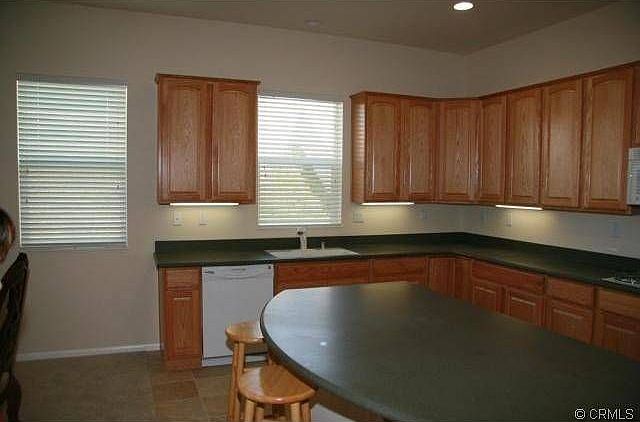 2nd image of 1729 Reyes Ln