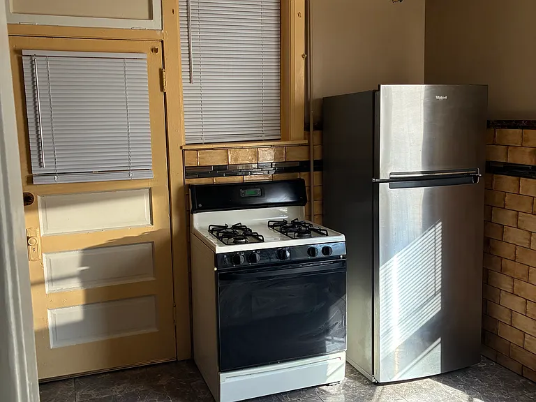 4217 N Campbell Ave #1 — Photo 6