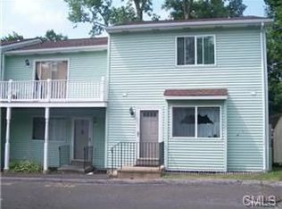 18 Triangle St #E8, Danbury, CT 06810