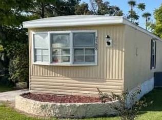 2588 La Boca Dr, New Smyrna Beach, FL 32168