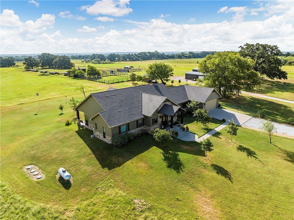 284 Fm 933, Aquilla, TX 76622 MLS 216698 Zillow