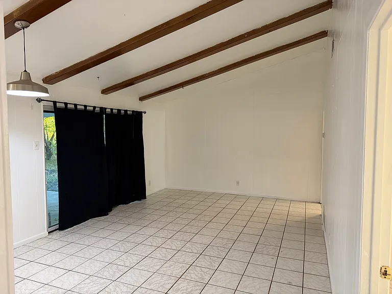 6023 Redbrook Dr — Photo 7
