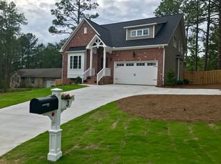 3 Brunswick Ln, Pinehurst, NC 28374