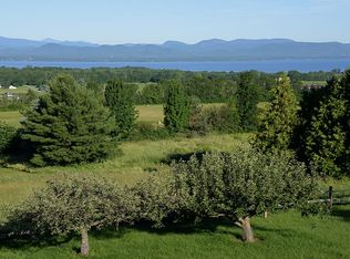 400 Sanctuary Ln, Charlotte, VT 05445