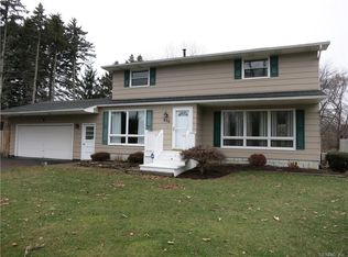 970 State Rd, Webster, NY 14580