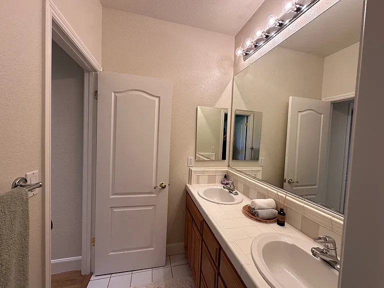 106 Oak Haven Pl — Photo 14