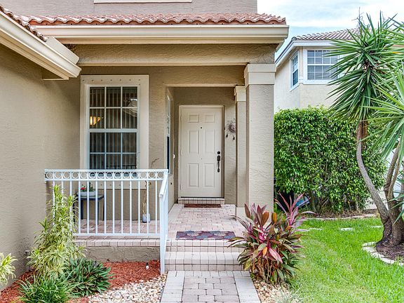 4th image of 5114 Crescent Moon Dr