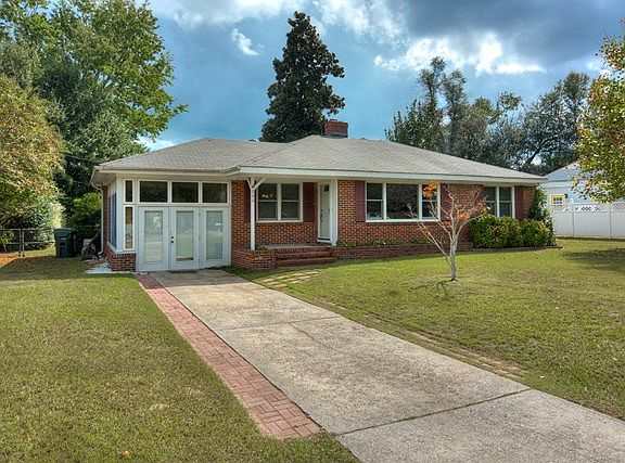 2nd image of 206 Crestwood Dr
