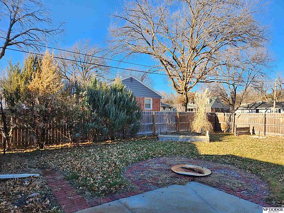 2nd image of 4001 Dunn Ave