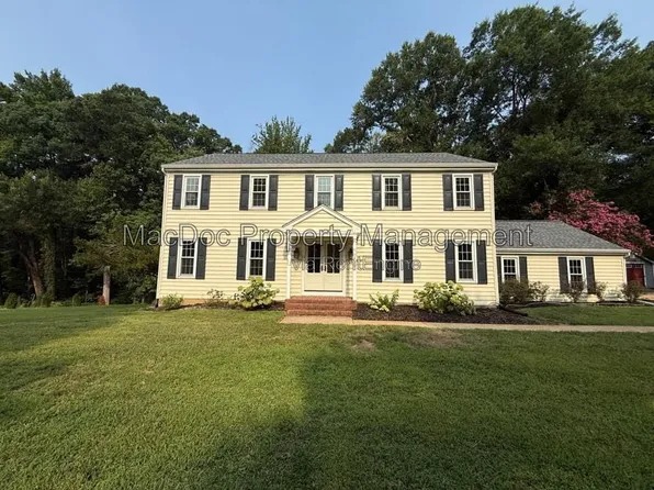 428 Ingleside Dr, Fredericksburg, VA 22405