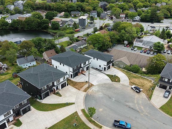 5th image of 69 Grenoble Ct